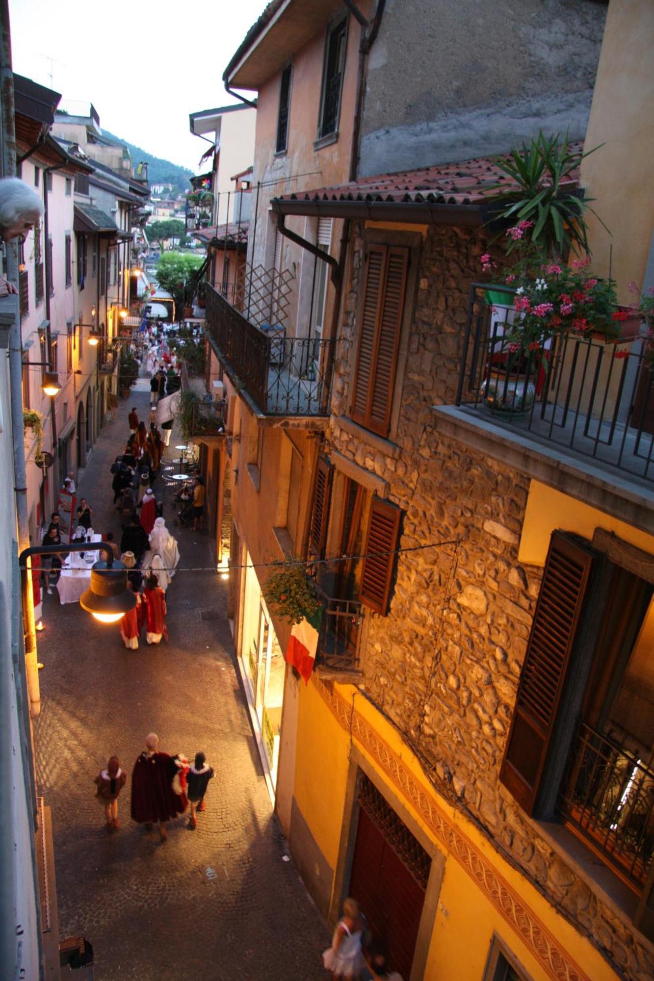 Bed&Breakfast Centrostorico Sarnico Exterior foto